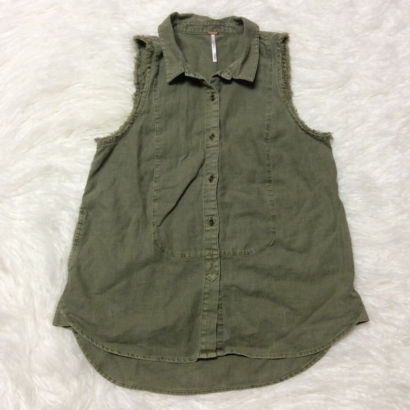 Free People Tops - ✂️FINAL PRICE ✂️ FREE PEOPLE DISTRESSED BLOUSE🌻